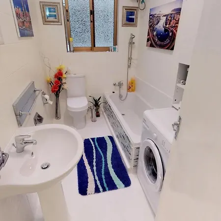 Bay Apartment