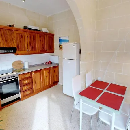 Bay Apartment Xlendi